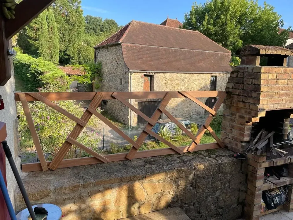 Aménagement extérieur à Saint-Vincent-du-Pendit
